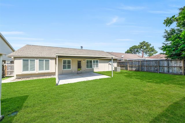 3813 Teakwood Drive, La Porte, TX 77571