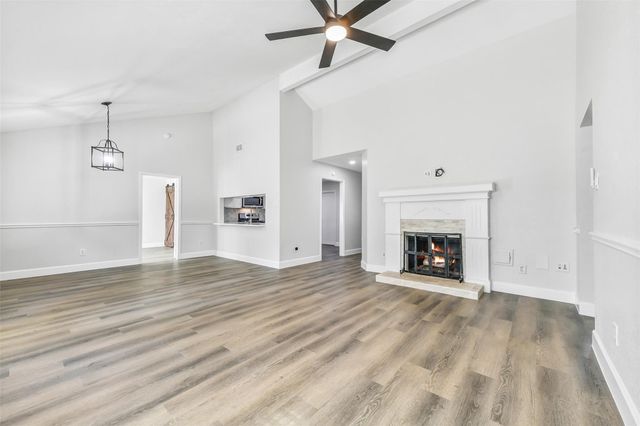 3813 Teakwood Drive, La Porte, TX 77571