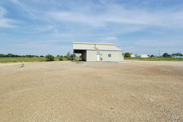 85 S Robinson Rd, Nampa, ID 83687