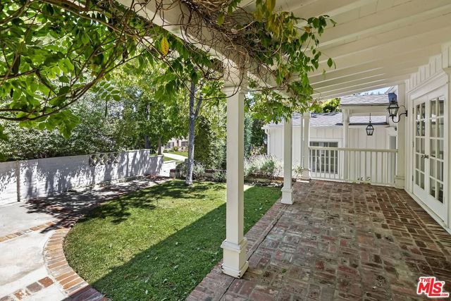 111 S Glenroy Avenue, Los Angeles, CA 90049