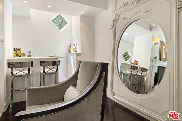 111 S Glenroy Avenue, Los Angeles, CA 90049