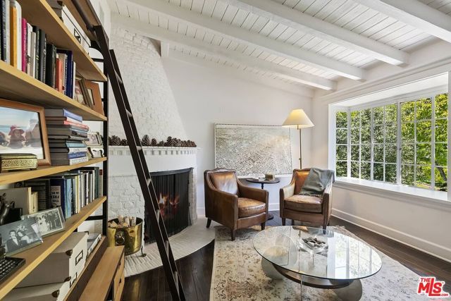 111 S Glenroy Avenue, Los Angeles, CA 90049