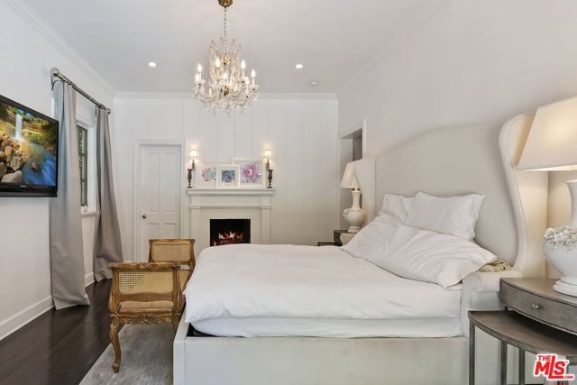 111 S Glenroy Avenue, Los Angeles, CA 90049