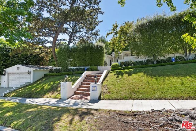 111 S Glenroy Avenue, Los Angeles, CA 90049