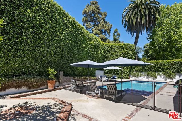 111 S Glenroy Avenue, Los Angeles, CA 90049