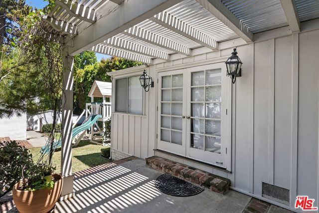 111 S Glenroy Avenue, Los Angeles, CA 90049