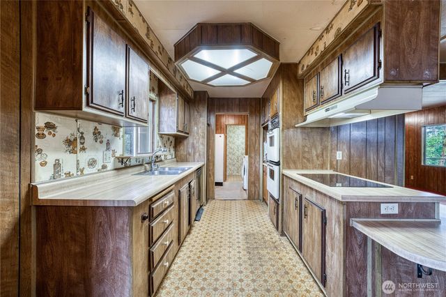 270 NE Saber Drive, Belfair, WA 98528