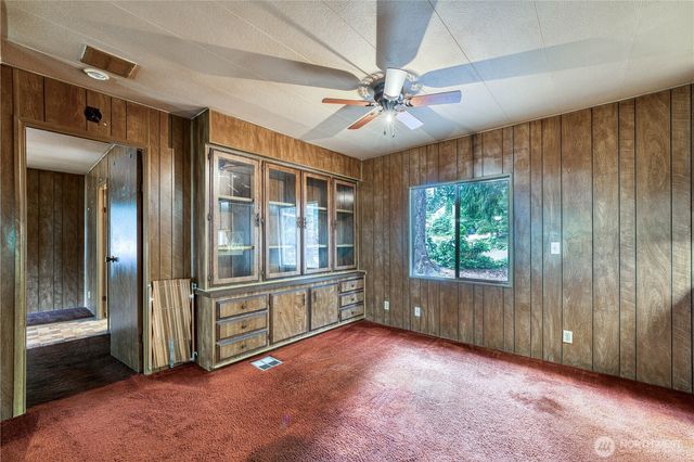 270 NE Saber Drive, Belfair, WA 98528
