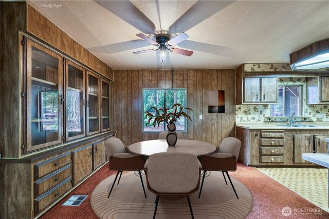 270 NE Saber Drive, Belfair, WA 98528