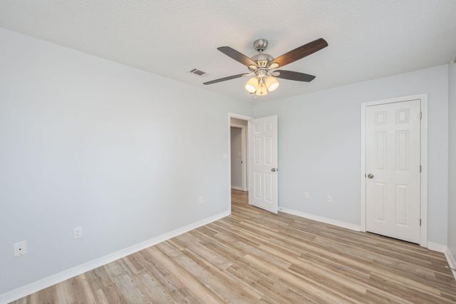 1093 Farmer Street, Crestview, FL 32539