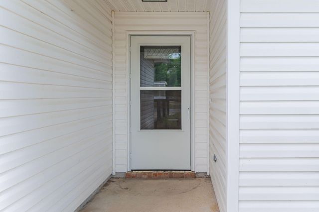 1093 Farmer Street, Crestview, FL 32539