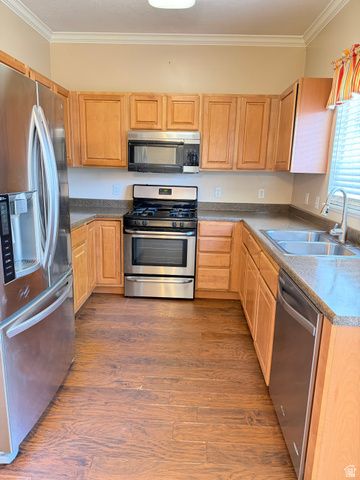 5574 W GOOD SPRINGS CV, West Jordan, UT 84081