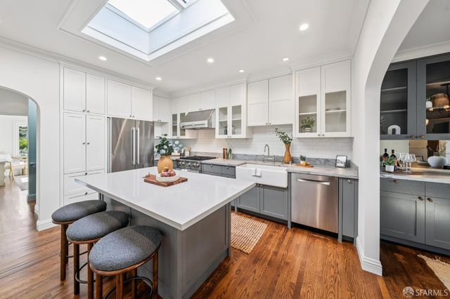 73 Almaden Court, San Francisco, CA 94118