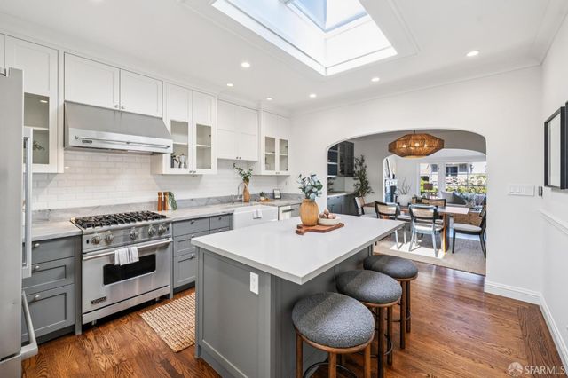 73 Almaden Court, San Francisco, CA 94118