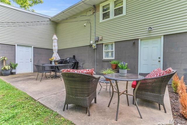 2 Pasadena Drive, Fairview Heights, IL 62208