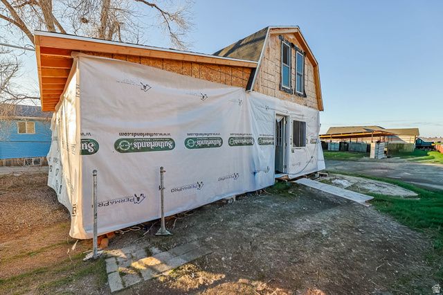 7609 N MOUNTAIN VIEW RD, Lake Point, UT 84074