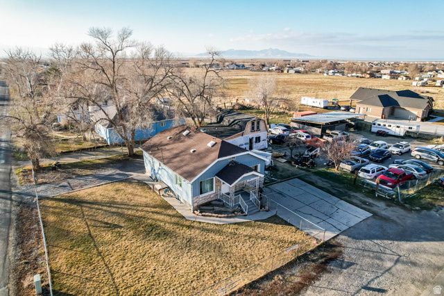 7609 N MOUNTAIN VIEW RD, Lake Point, UT 84074
