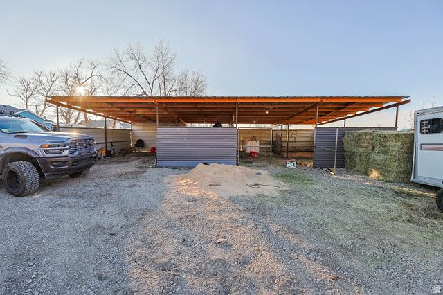 7609 N MOUNTAIN VIEW RD, Lake Point, UT 84074