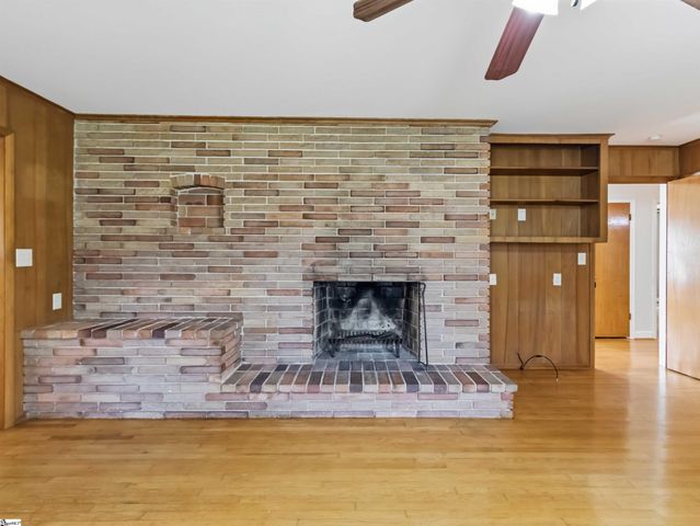 5 Lisa Drive, Greenville, SC 29615