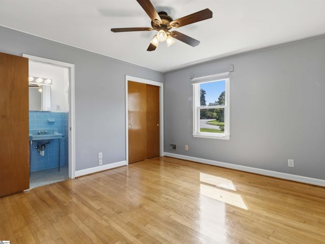 5 Lisa Drive, Greenville, SC 29615