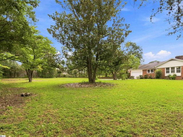 5 Lisa Drive, Greenville, SC 29615