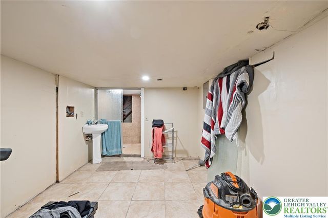 640 North Lumber Street, Allentown City, PA 18102