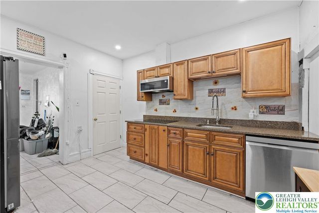 640 North Lumber Street, Allentown City, PA 18102