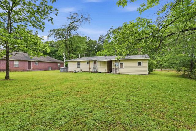 530 FIRST AVE, Conway, AR 72032