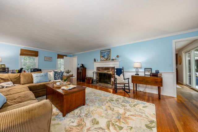 7 Harpers Hollow, East Sandwich, MA 02537