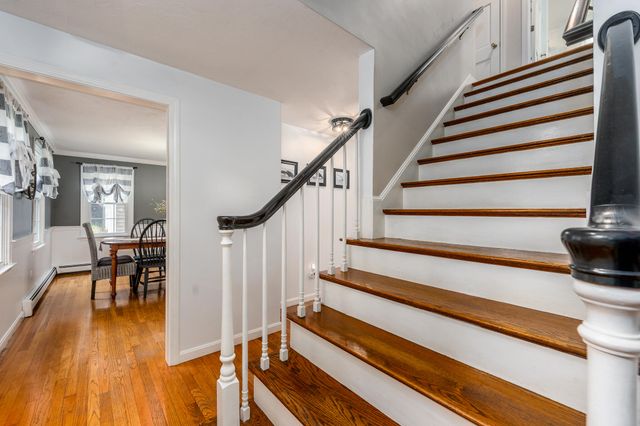 7 Harpers Hollow, East Sandwich, MA 02537