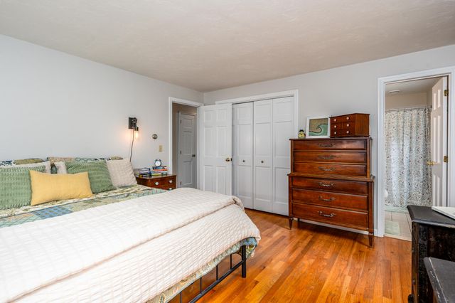 7 Harpers Hollow, East Sandwich, MA 02537
