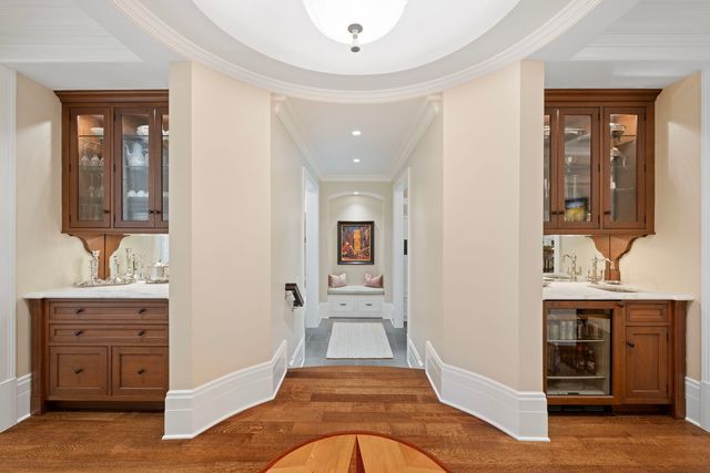 325 Central Avenue, Wilmette, IL 60091