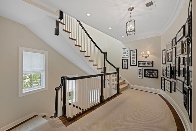 325 Central Avenue, Wilmette, IL 60091