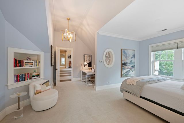 325 Central Avenue, Wilmette, IL 60091