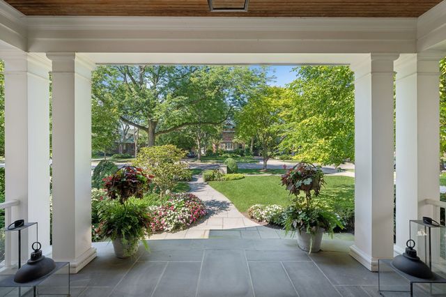 325 Central Avenue, Wilmette, IL 60091