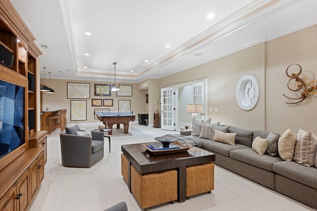 325 Central Avenue, Wilmette, IL 60091