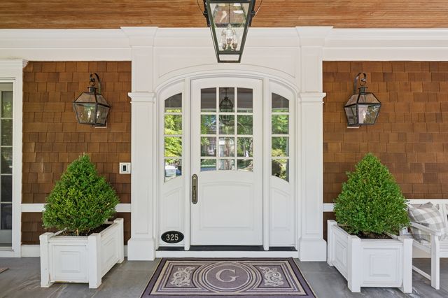 325 Central Avenue, Wilmette, IL 60091