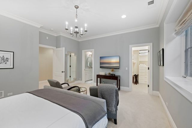 325 Central Avenue, Wilmette, IL 60091