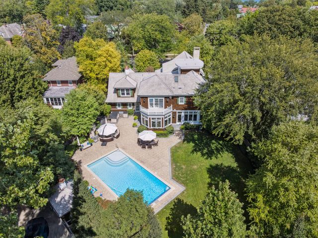 325 Central Avenue, Wilmette, IL 60091