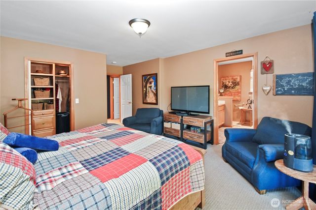 8013 283rd Street NW, Stanwood, WA 98292
