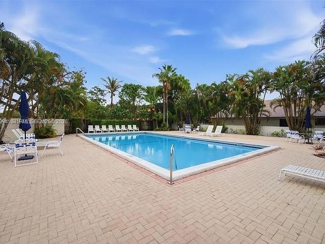 1021 NW 79th Ave, Plantation, FL 33322