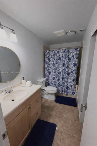 1021 NW 79th Ave, Plantation, FL 33322