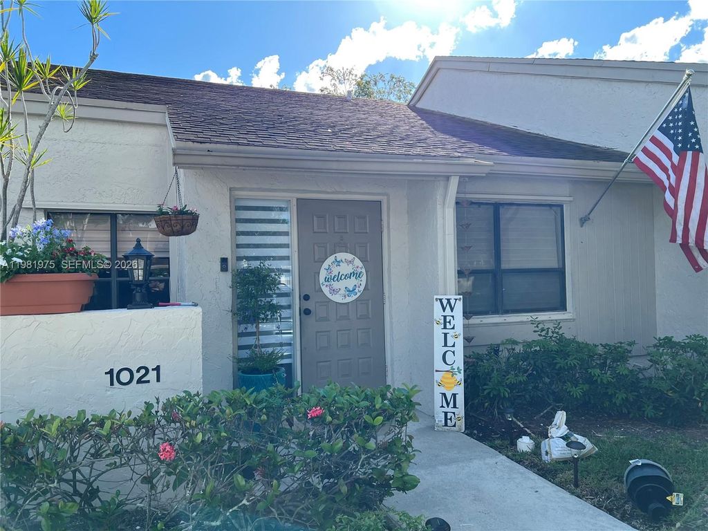 1021 NW 79th Ave, Plantation, FL 33322