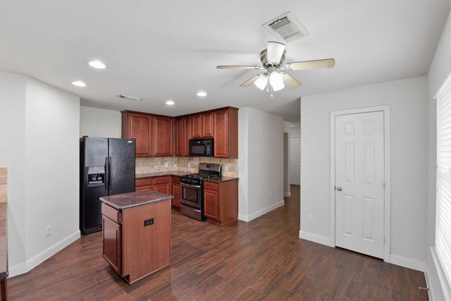 31039 Sundance Woods Court, Spring, TX 77386