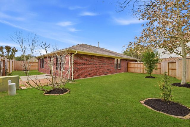 31039 Sundance Woods Court, Spring, TX 77386