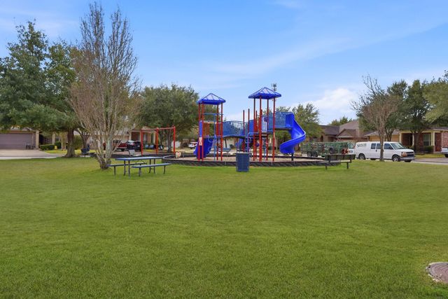 31039 Sundance Woods Court, Spring, TX 77386