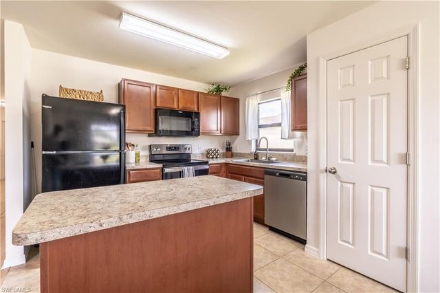 727 Morningview CT, Lehigh Acres, FL 33974