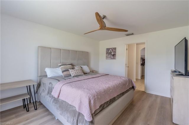 727 Morningview CT, Lehigh Acres, FL 33974