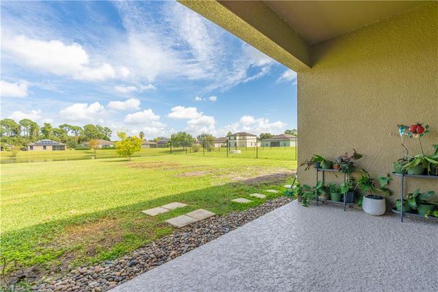 727 Morningview CT, Lehigh Acres, FL 33974