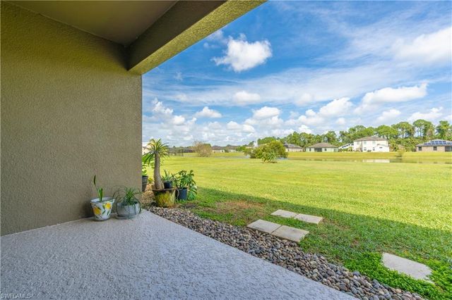 727 Morningview CT, Lehigh Acres, FL 33974